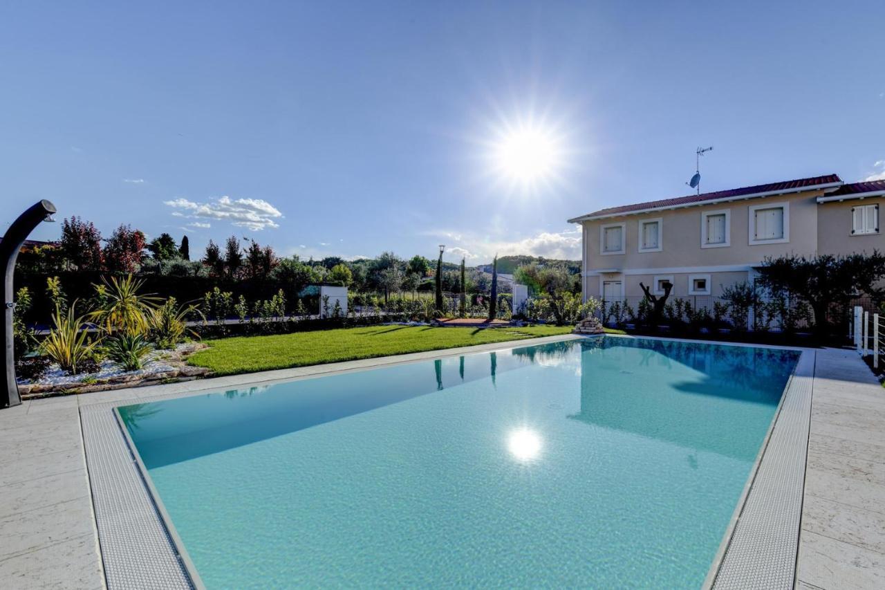 Villa Meri Star Manerba del Garda Eksteriør billede